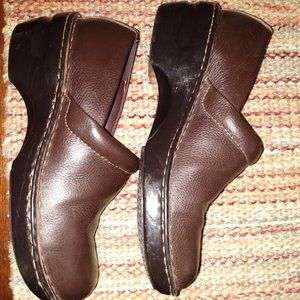 Sonoma Brown Clog - Size 8.5
